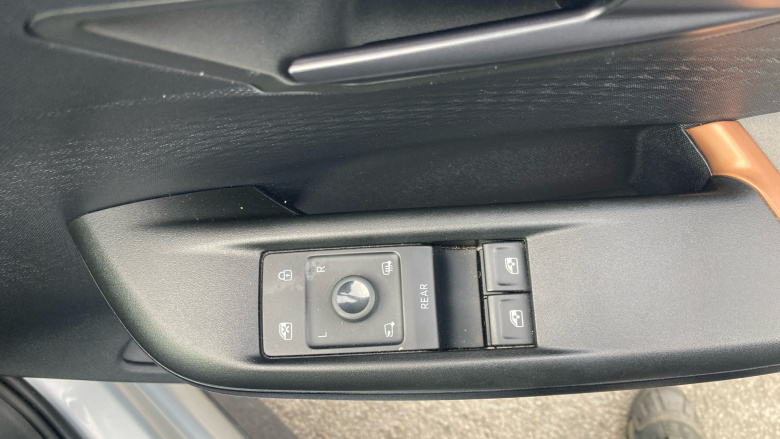 CUPRA Born 169kW e-Boost V2 58kWh 5dr Auto Electric Hatchback
